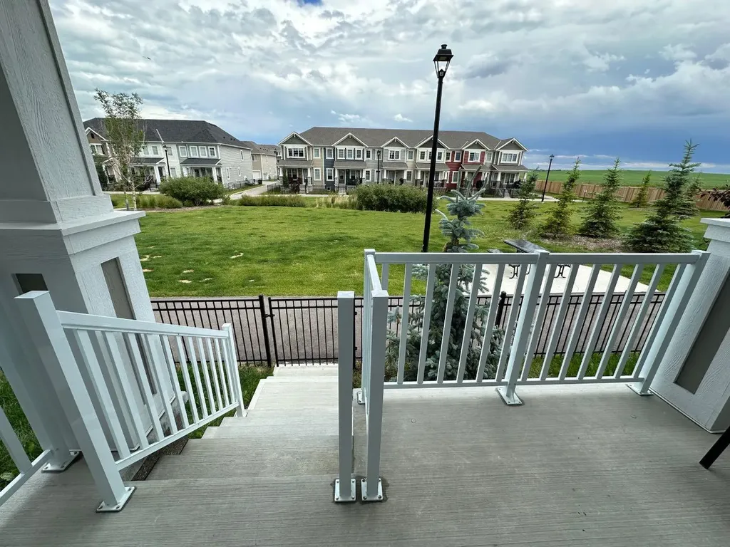 2232 Windbury Greenway SW Airdrie AB T4B 5L2