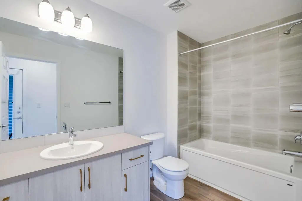 2232 Windbury Greenway SW Airdrie AB T4B 5L3