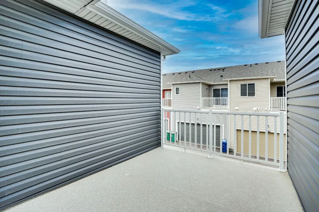2232 Windbury Greenway SW Airdrie AB T4B 5L3
