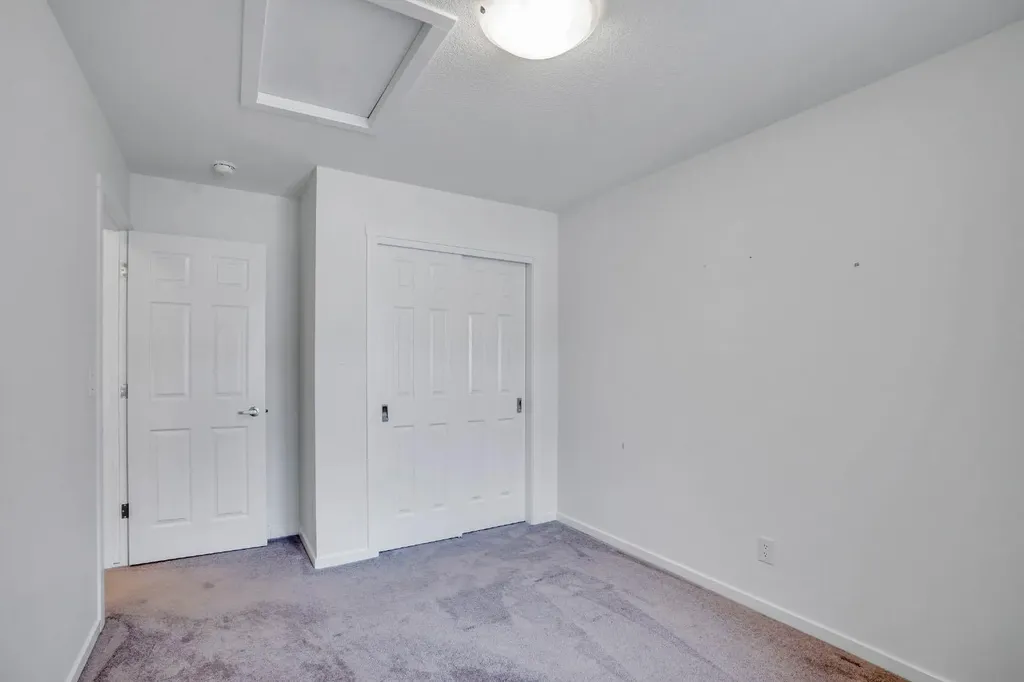 2232 Windbury Greenway SW Airdrie AB T4B 5L3