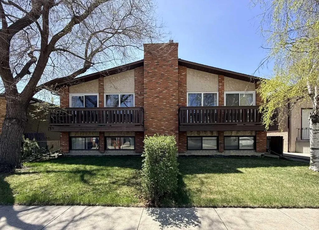 135 27 Avenue NE Calgary AB T2Z 1Z8