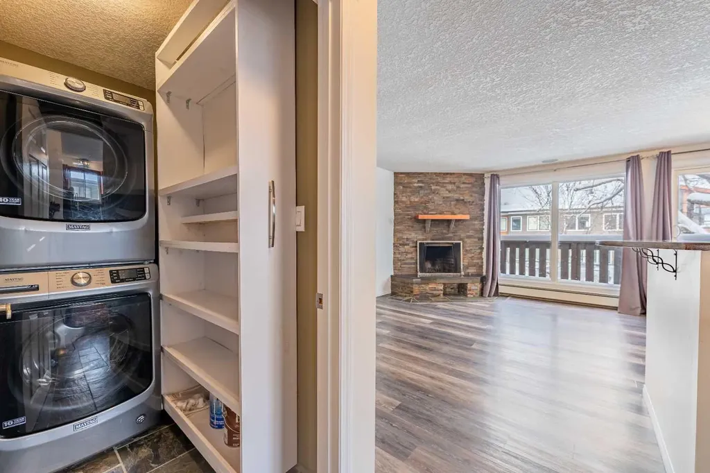 135 27 Avenue NE Calgary AB T2Z 1Z8