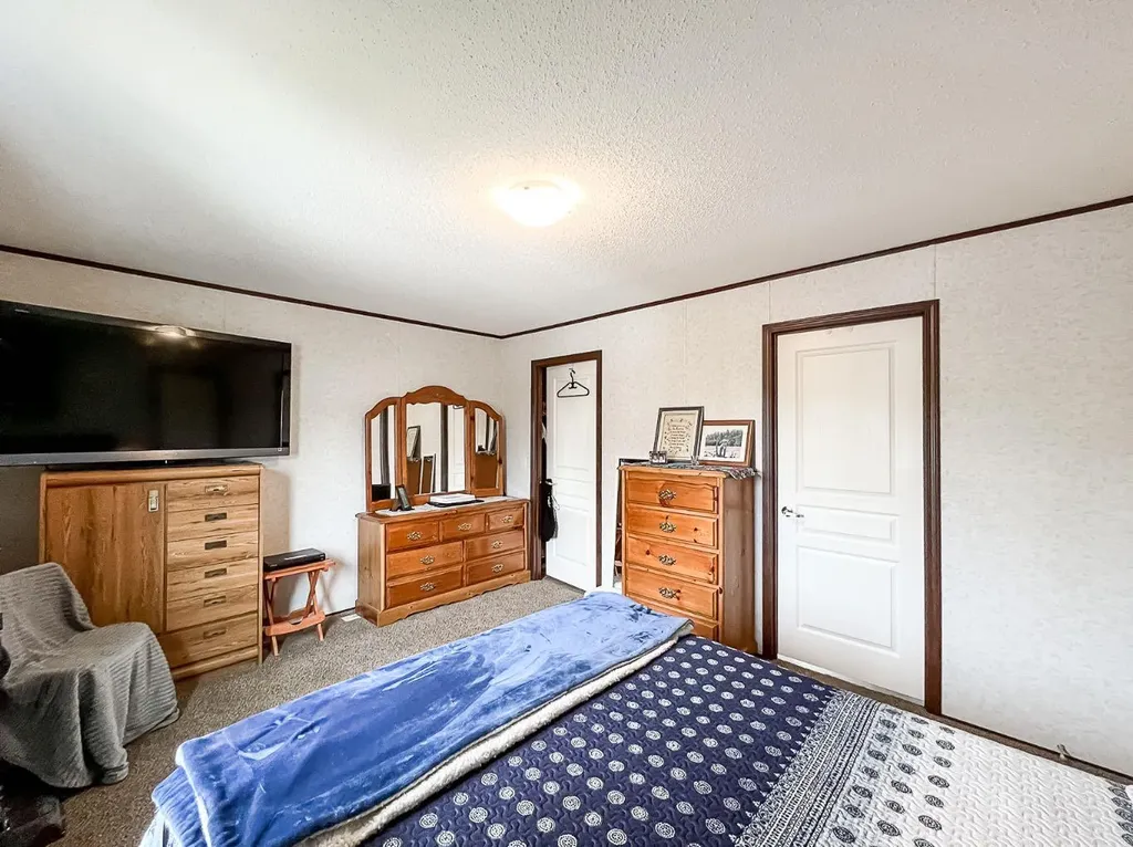 016 Maplewood Ave (Railway Ave) Watino AB T0H 3R0