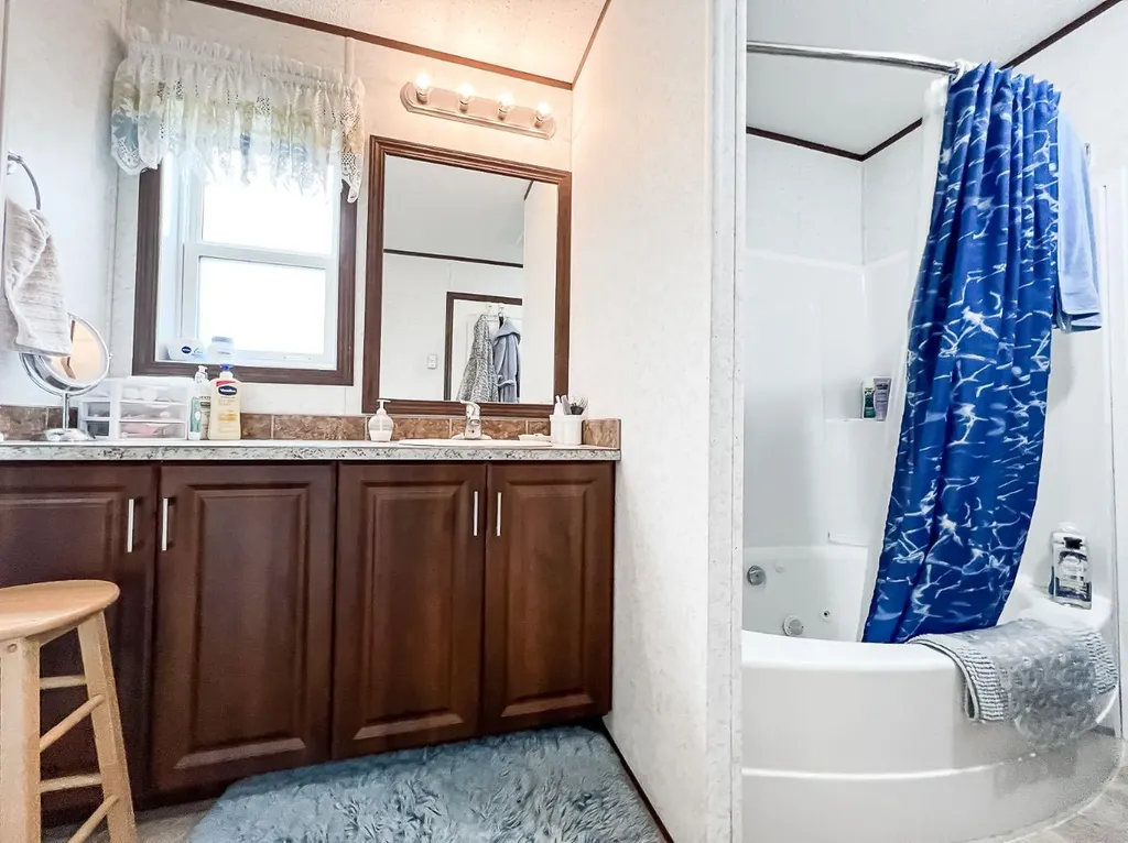 016 Maplewood Ave (Railway Ave) Watino AB T0H 3R0