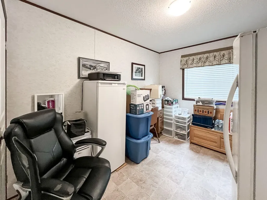 016 Maplewood Ave (Railway Ave) Watino AB T0H 3R0