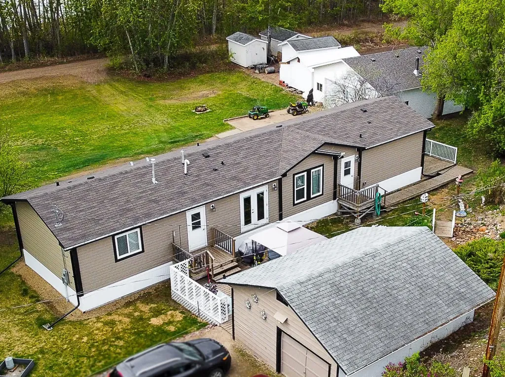 016 Maplewood Ave (Railway Ave) Watino AB T0H 3R0