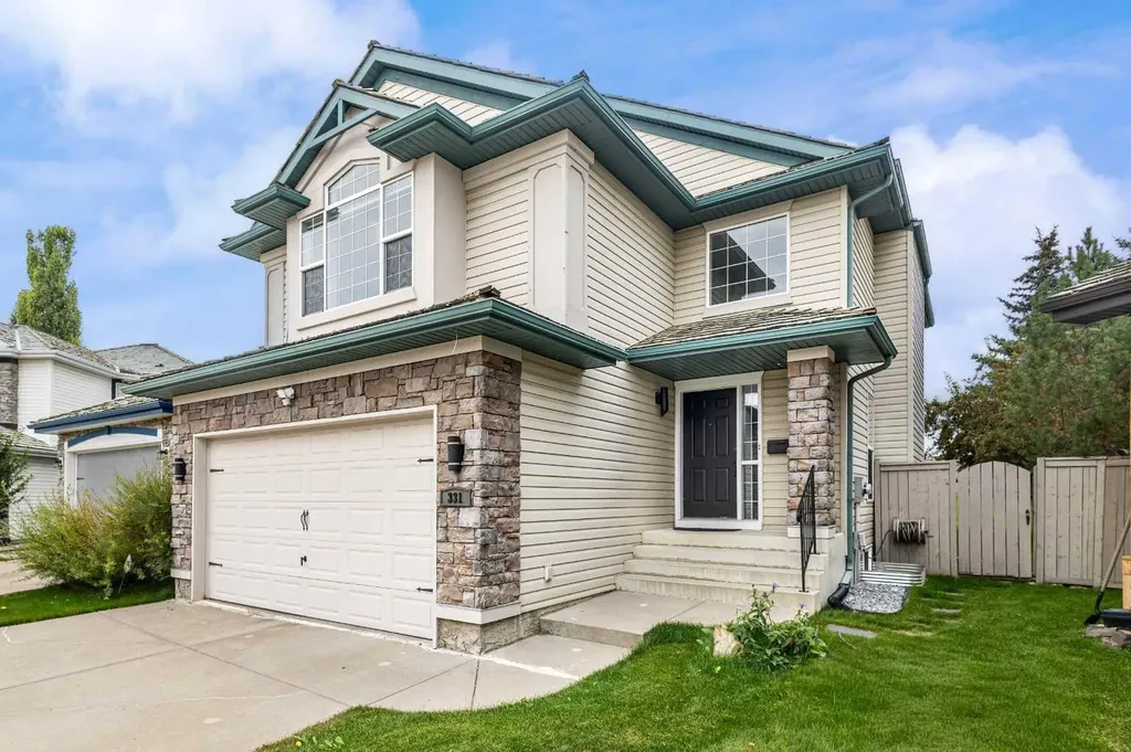331 Springbank Place SW Calgary AB T3H 3S4