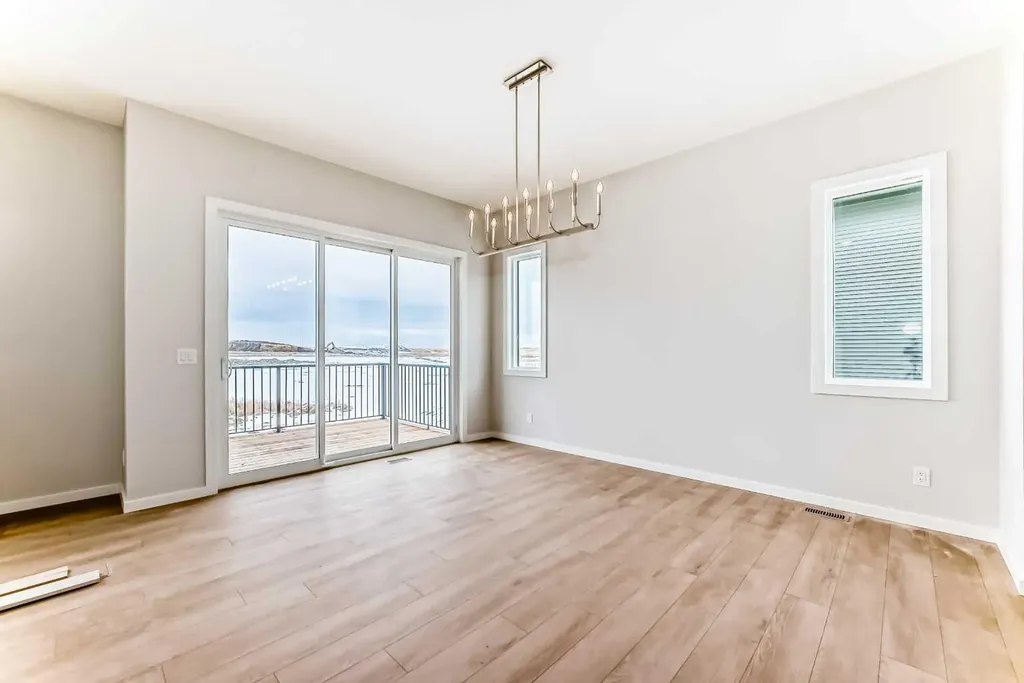 203 Langwell Common SE Airdrie AB T4A 3R4