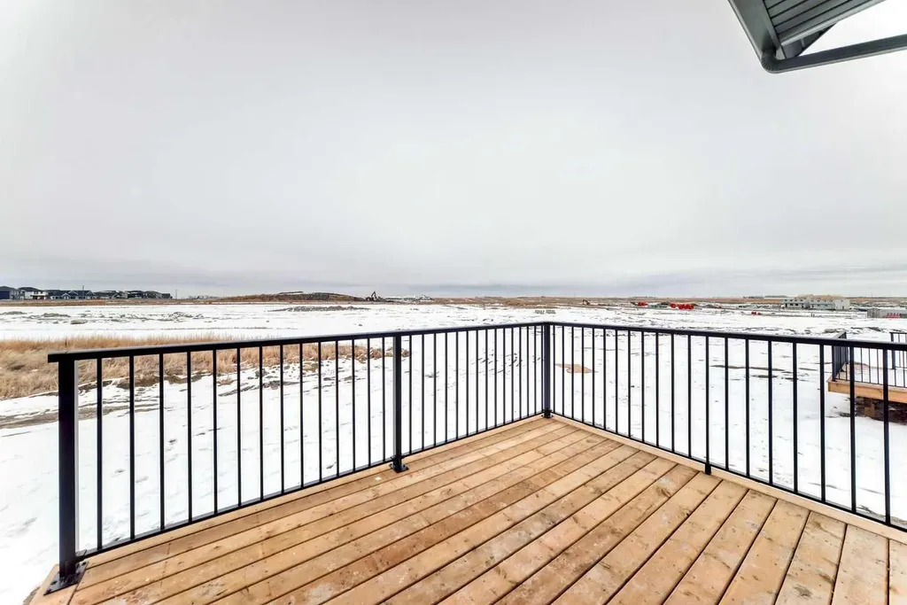 203 Langwell Common SE Airdrie AB T4A 3R4