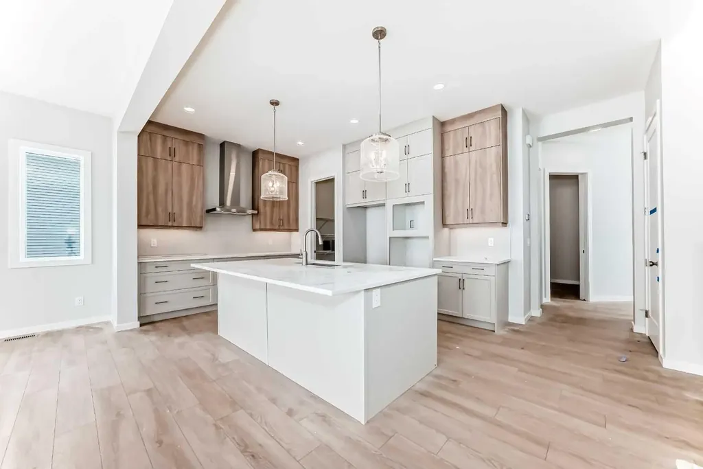 203 Langwell Common SE Airdrie AB T4A 3R4
