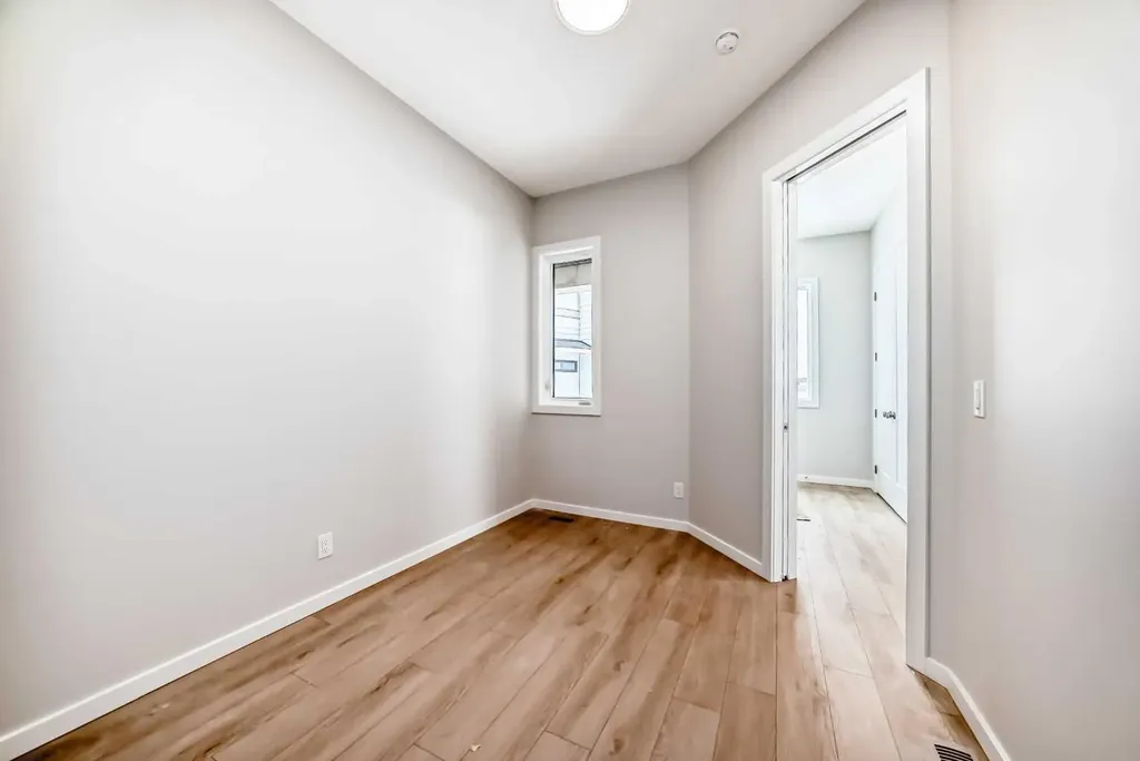 203 Langwell Common SE Airdrie AB T4A 3R4