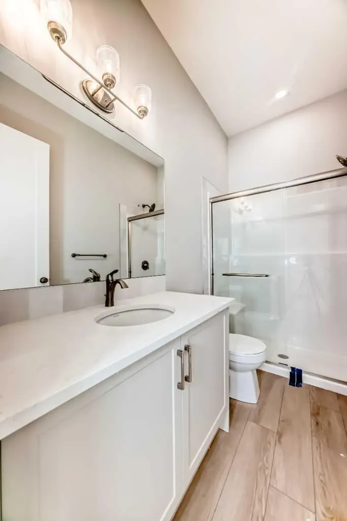 203 Langwell Common SE Airdrie AB T4A 3R4