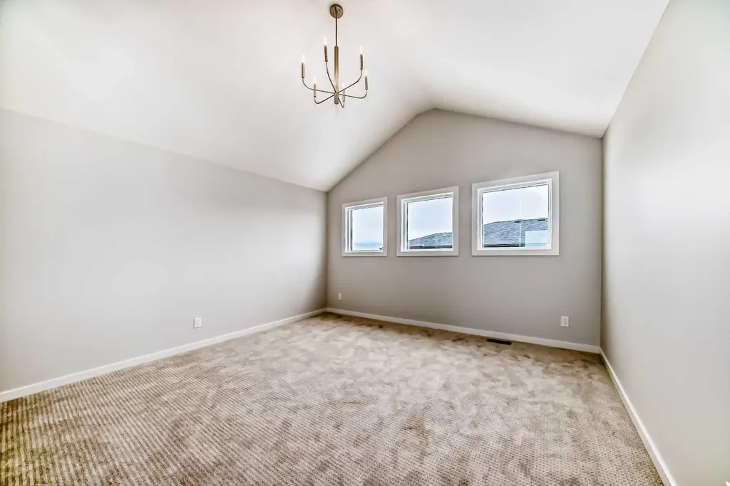 203 Langwell Common SE Airdrie AB T4A 3R4