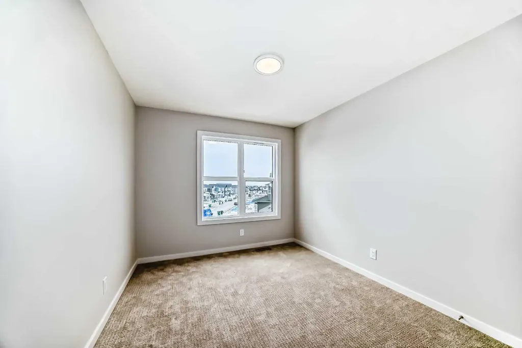 203 Langwell Common SE Airdrie AB T4A 3R4
