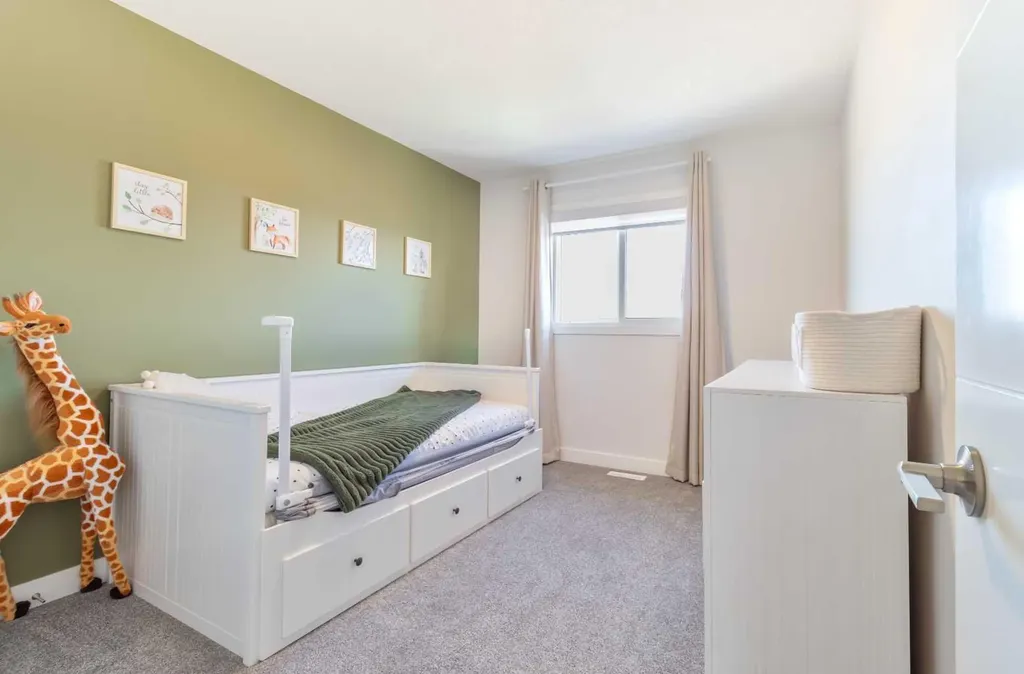 319 Belmont Heath SW Calgary AB T2X 4N3