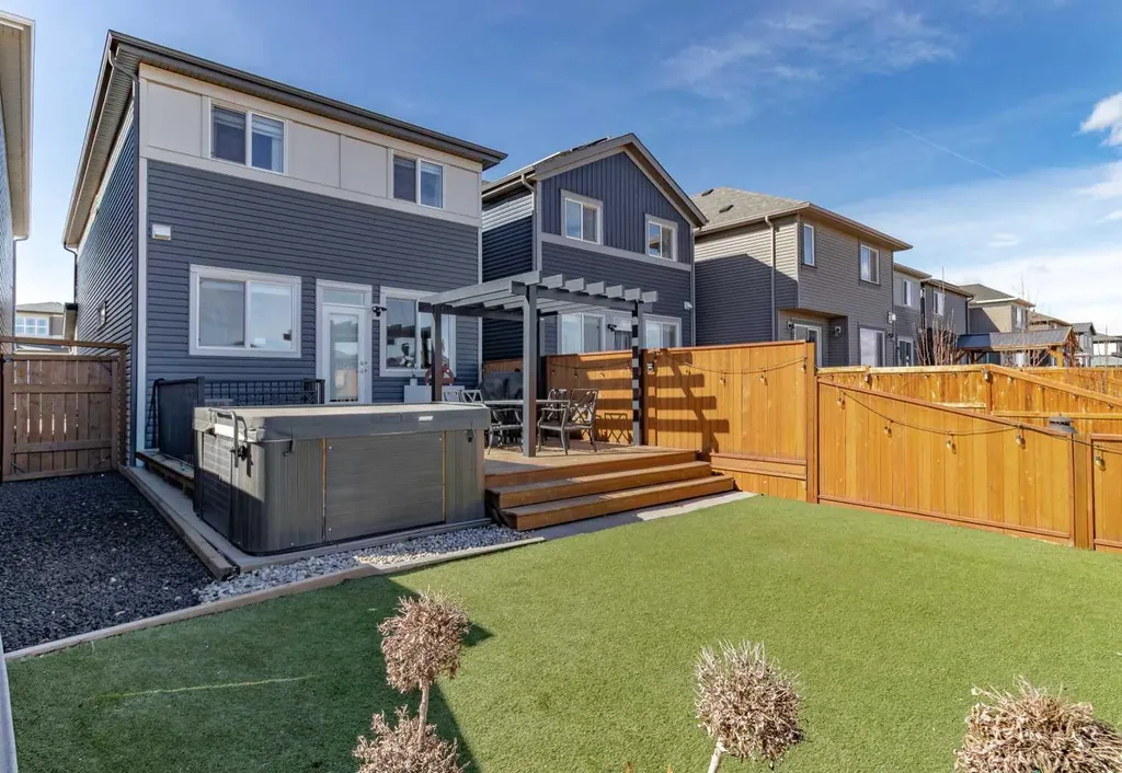 319 Belmont Heath SW Calgary AB T2X 4N3