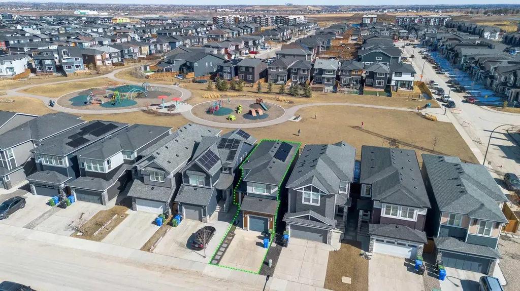 319 Belmont Heath SW Calgary AB T2X 4N3