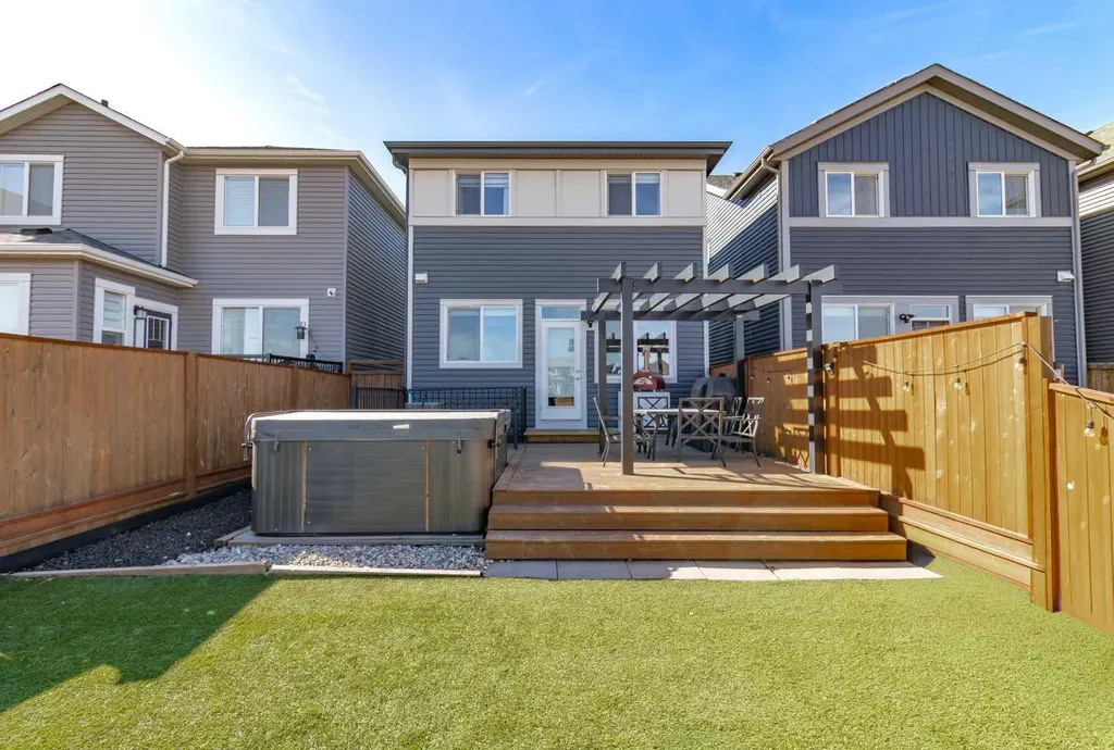 319 Belmont Heath SW Calgary AB T2X 4N3