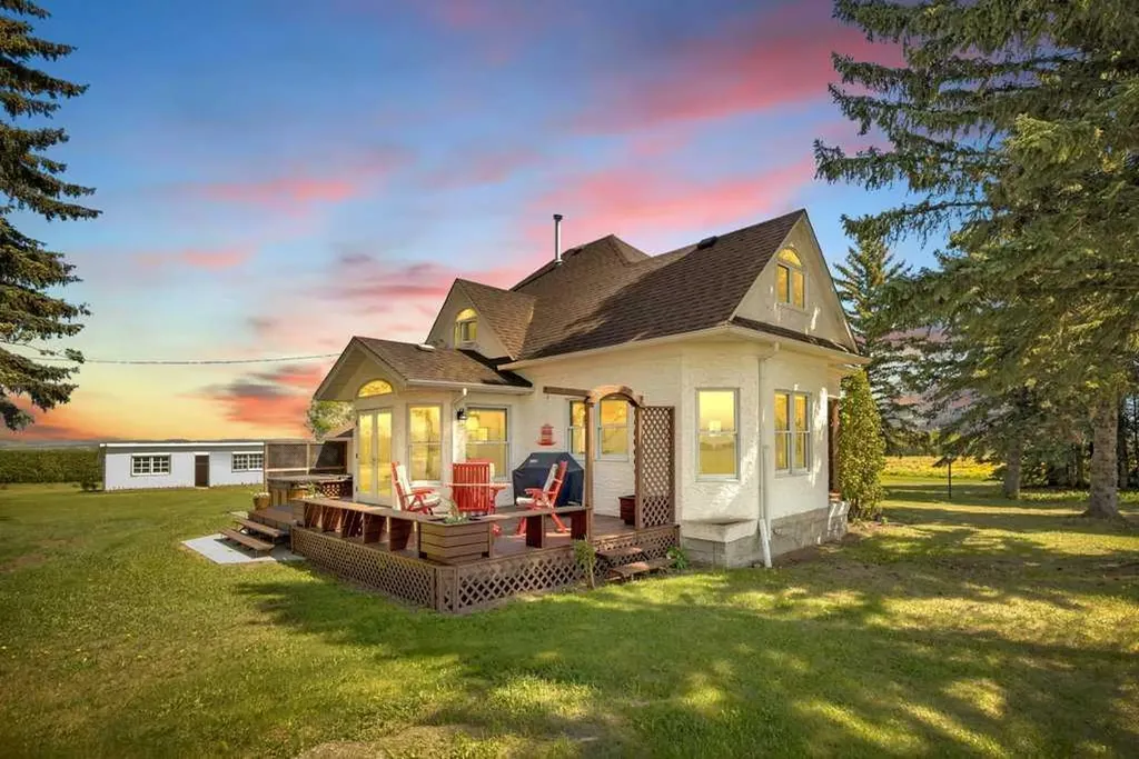430044 Highway 20 Rural Ponoka County AB T0C 2J0
