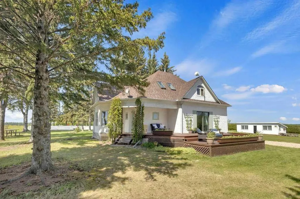 430044 Highway 20 Rural Ponoka County AB T0C 2J0