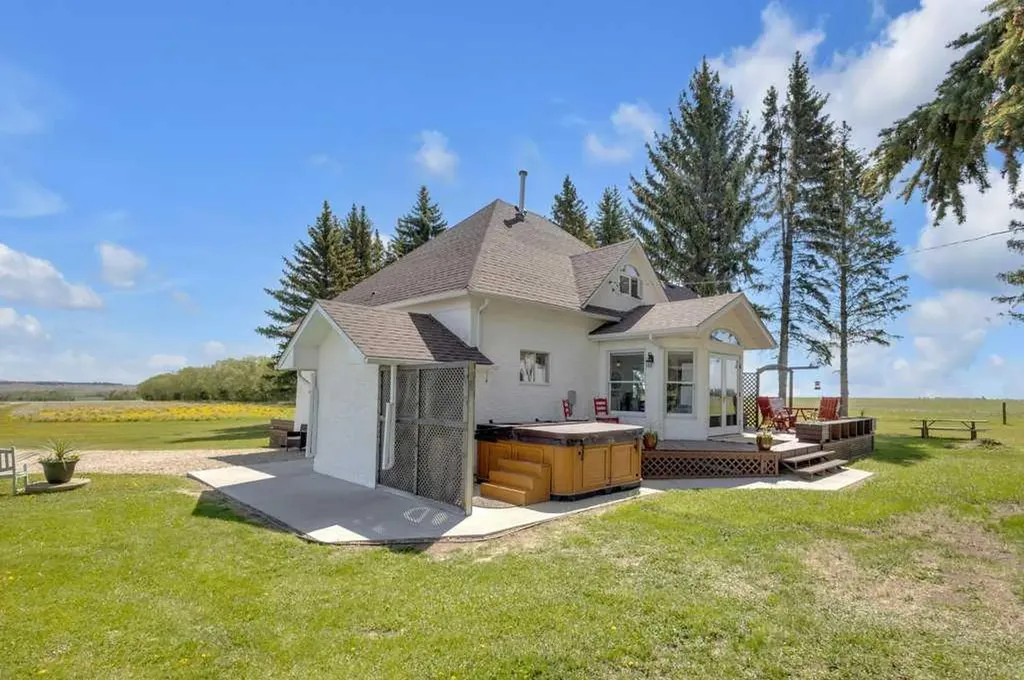 430044 Highway 20 Rural Ponoka County AB T0C 2J0