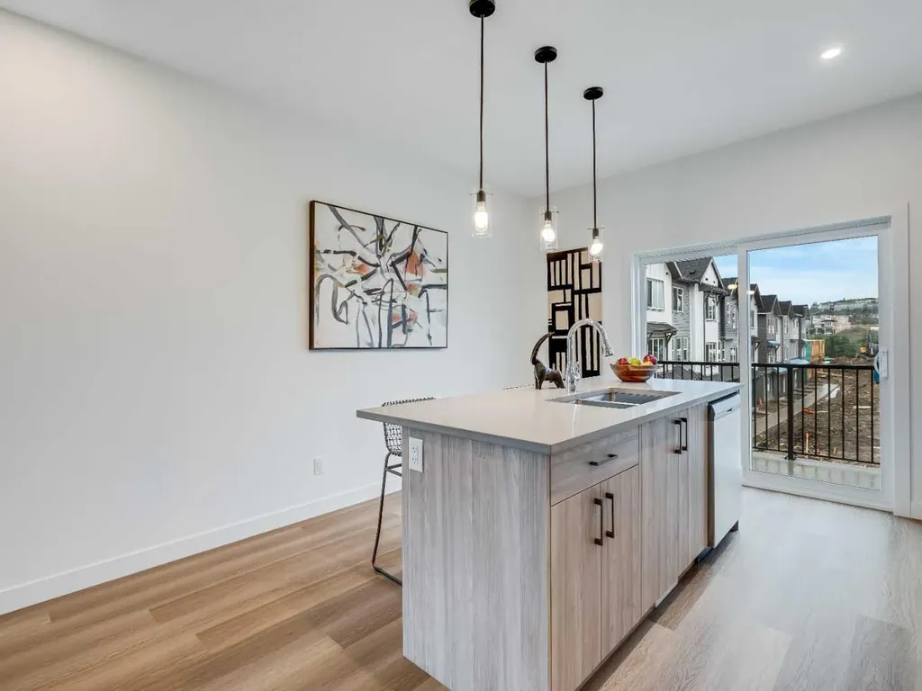 200 Southridge Drive Okotoks AB T1S 0B2