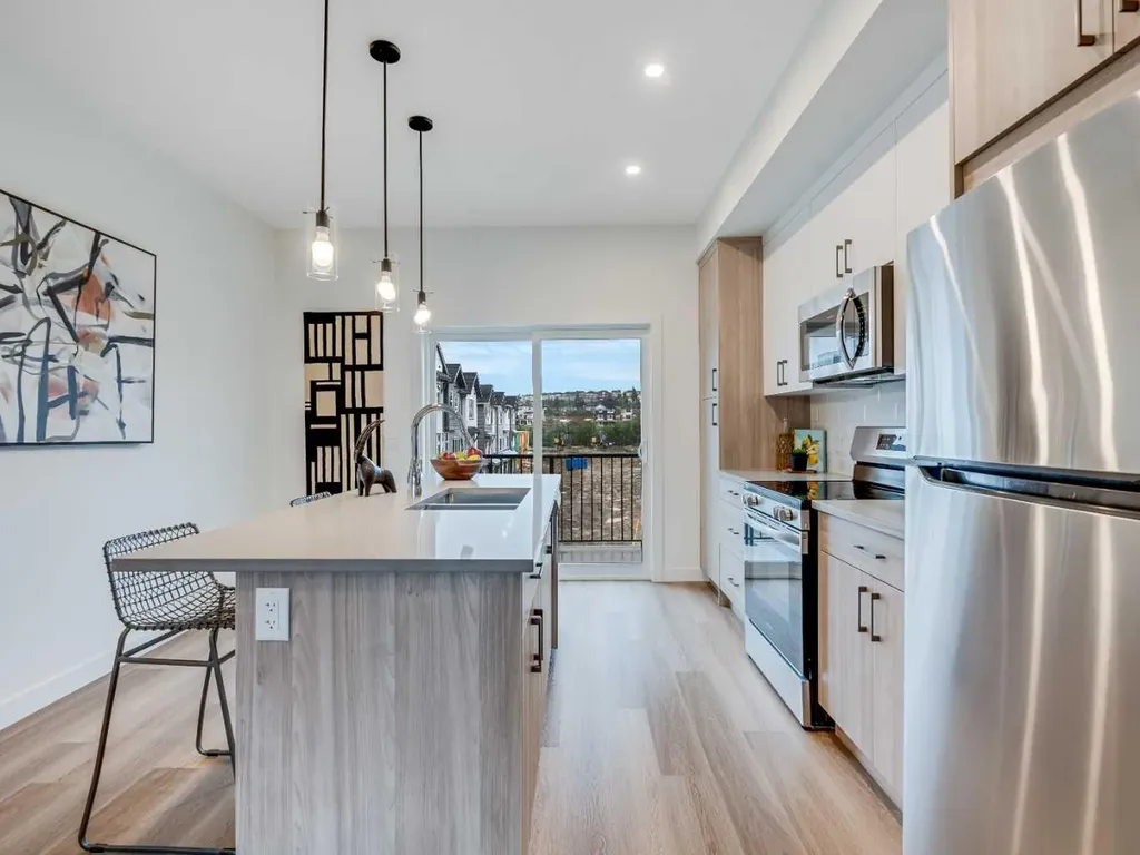 200 Southridge Drive Okotoks AB T1S 0B2