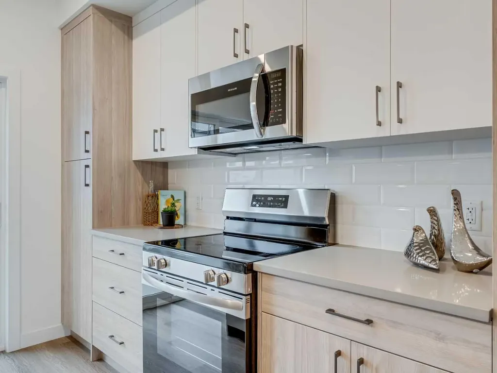 200 Southridge Drive Okotoks AB T1S 0B2
