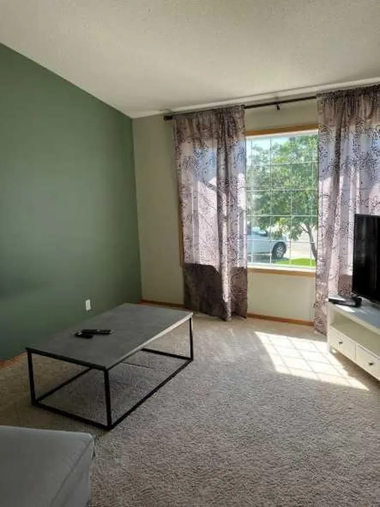 58 Linn Close Red Deer AB T4R2T5