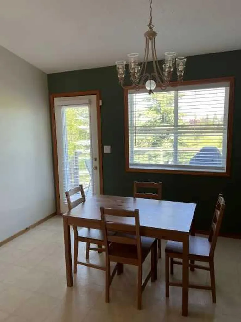 58 Linn Close Red Deer AB T4R2T5