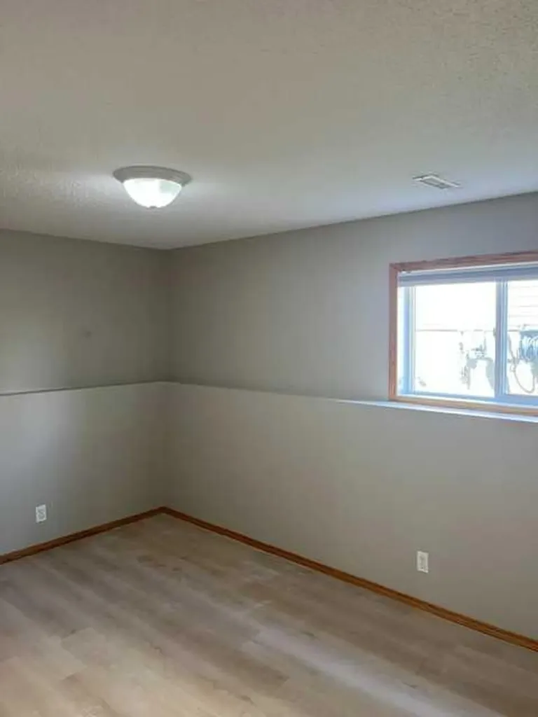 58 Linn Close Red Deer AB T4R2T5