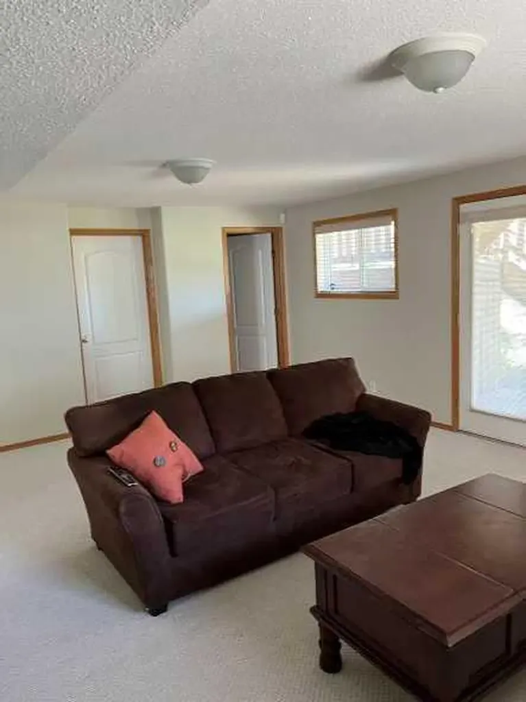 58 Linn Close Red Deer AB T4R2T5