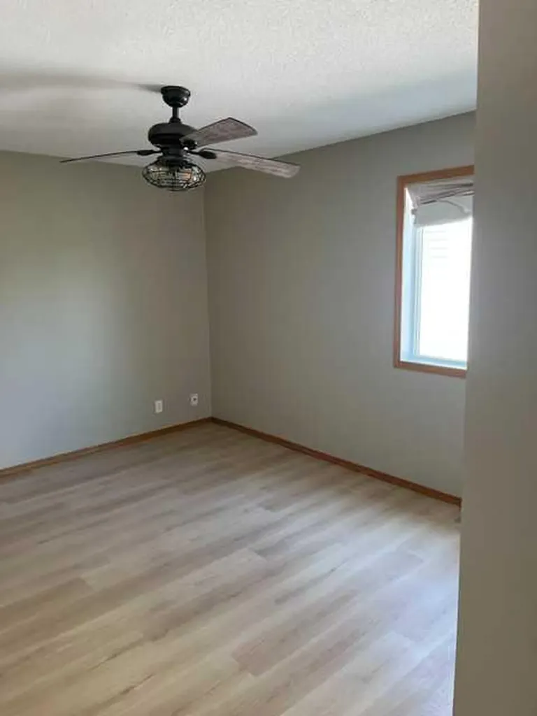 58 Linn Close Red Deer AB T4R2T5