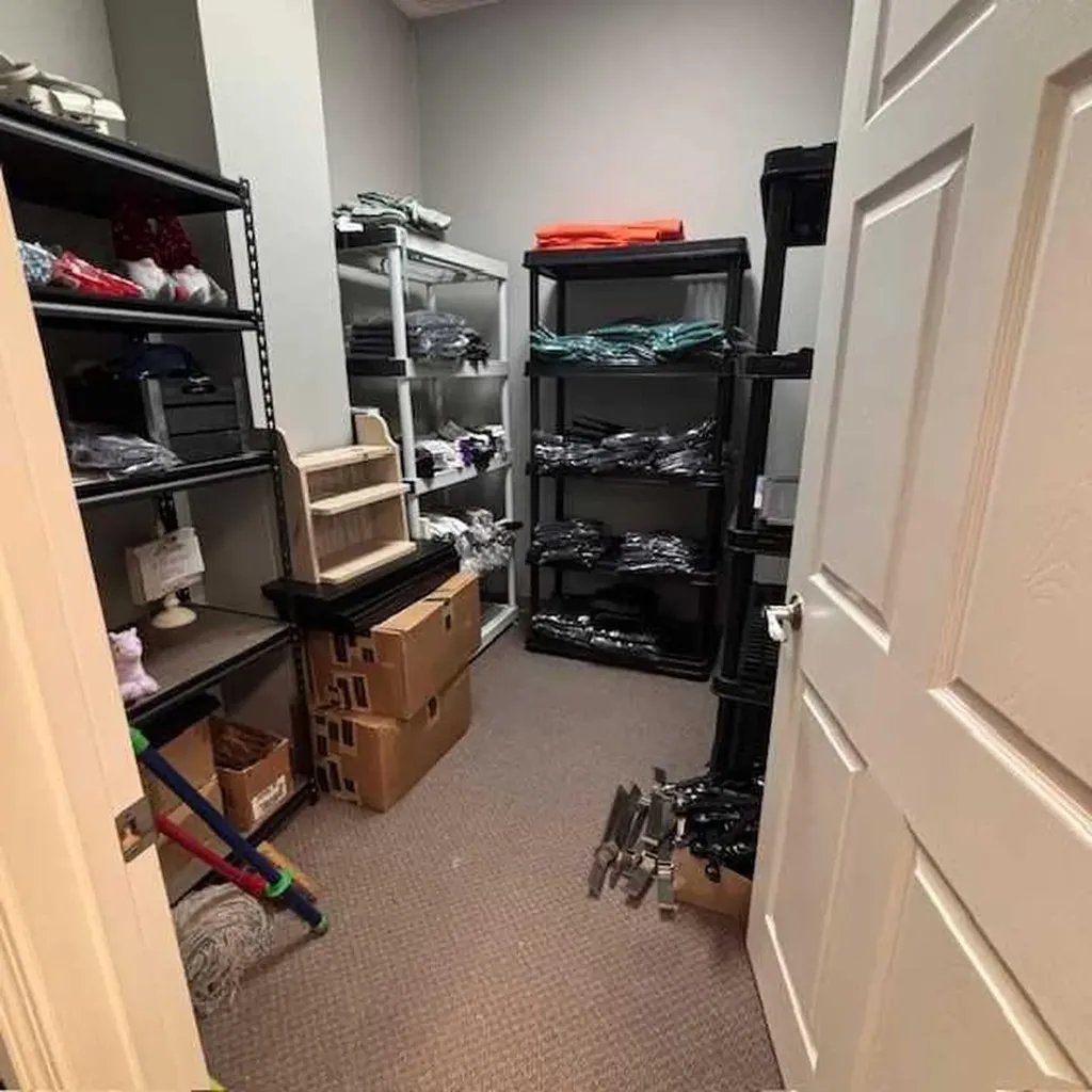 1310 Kingsway Avenue SE Medicine Hat AB T1A 2Y4