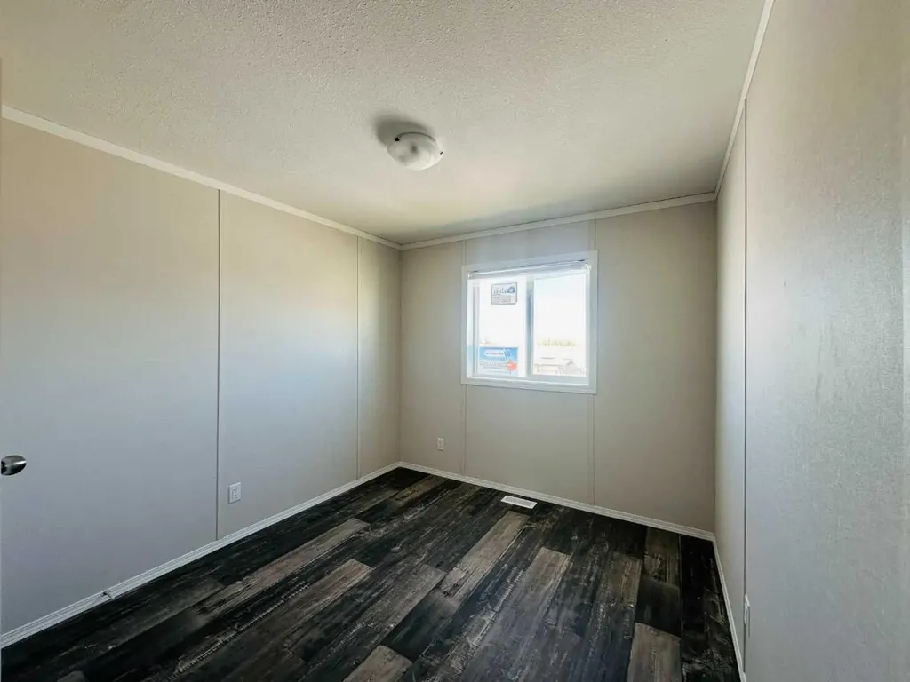 213037 Township Road 250 Rural Wheatland County AB T0M 0N0