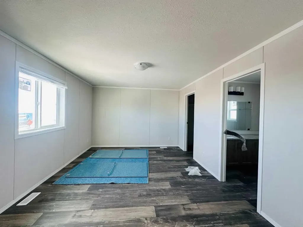 213037 Township Road 250 Rural Wheatland County AB T0M 0N0