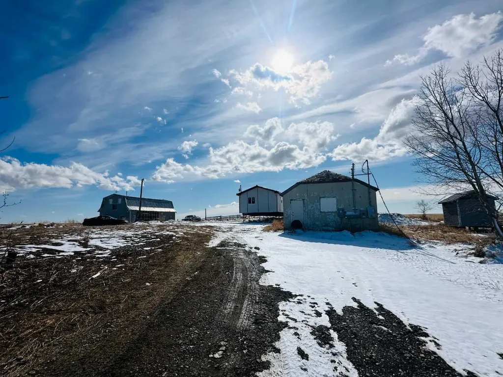 213037 Township Road 250 Rural Wheatland County AB T0M 0N0