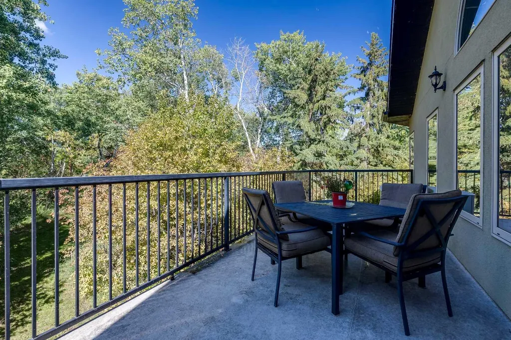 602 Pheasant Close Pelican Point AB T0B 0H0