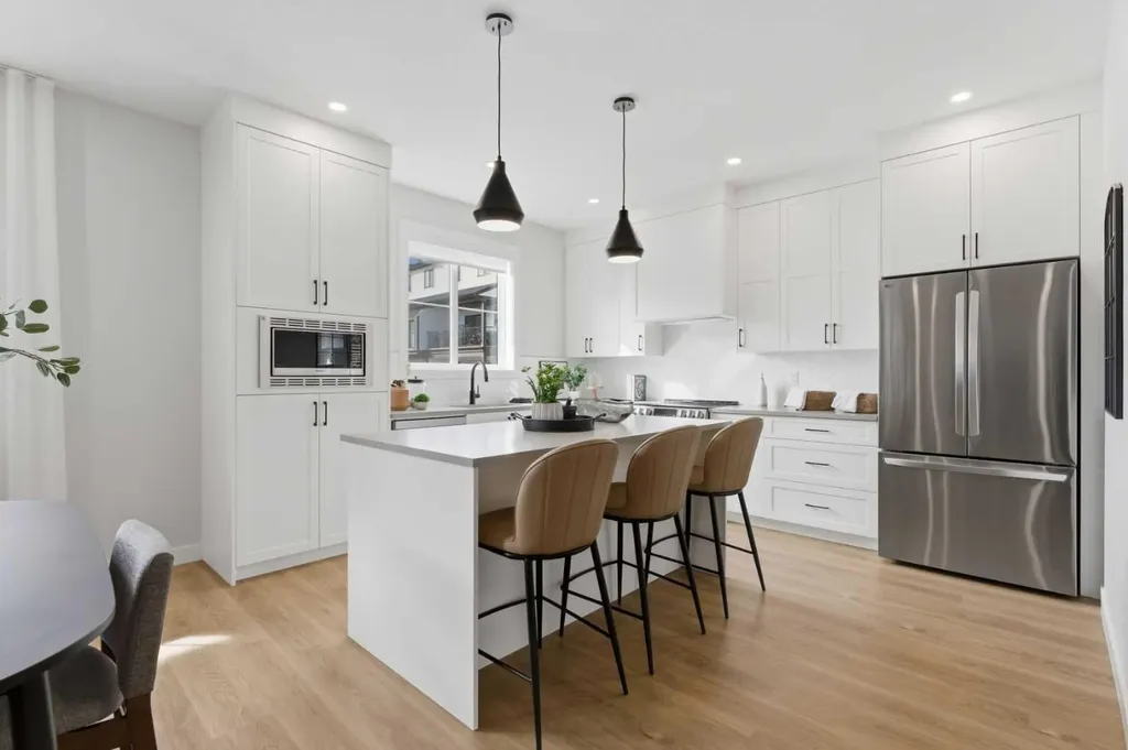 201 Cooperswood Green SW Airdrie AB T3B3Y6