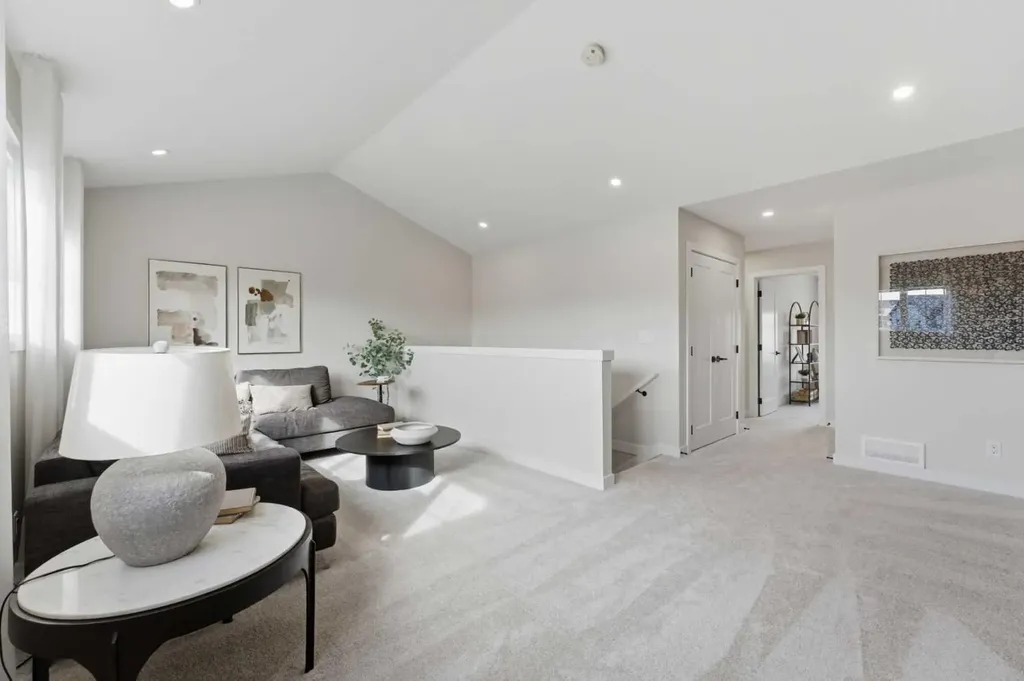 201 Cooperswood Green SW Airdrie AB T3B3Y6