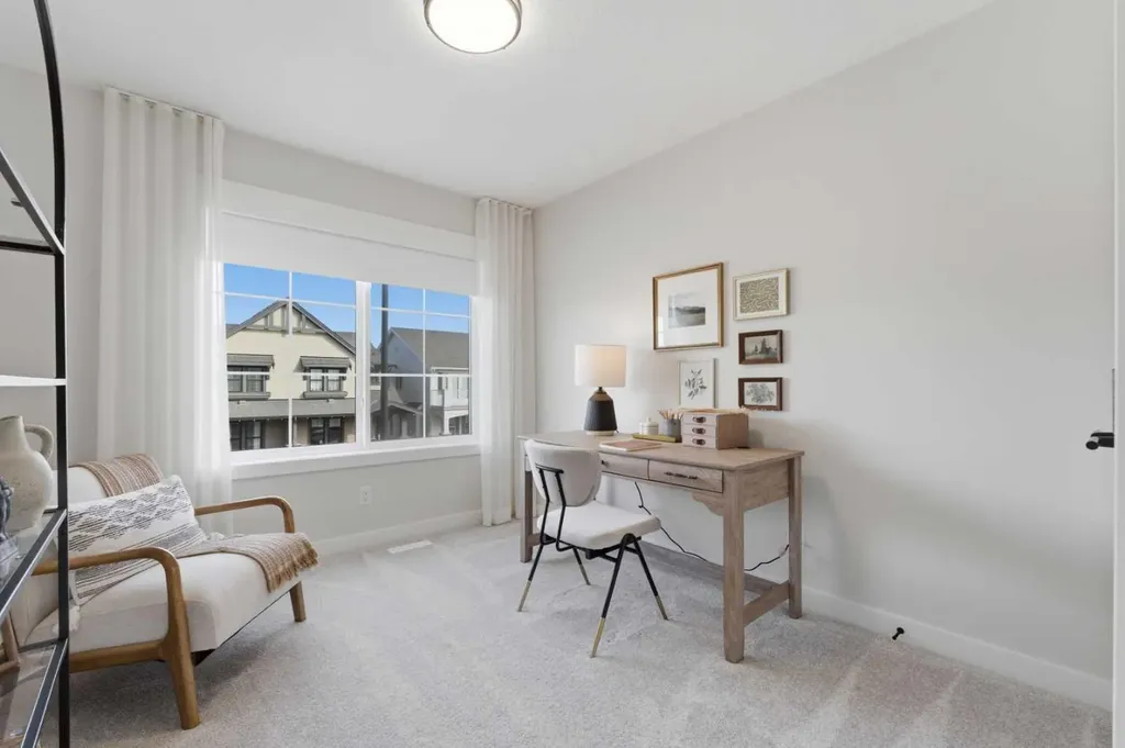 201 Cooperswood Green SW Airdrie AB T3B3Y6