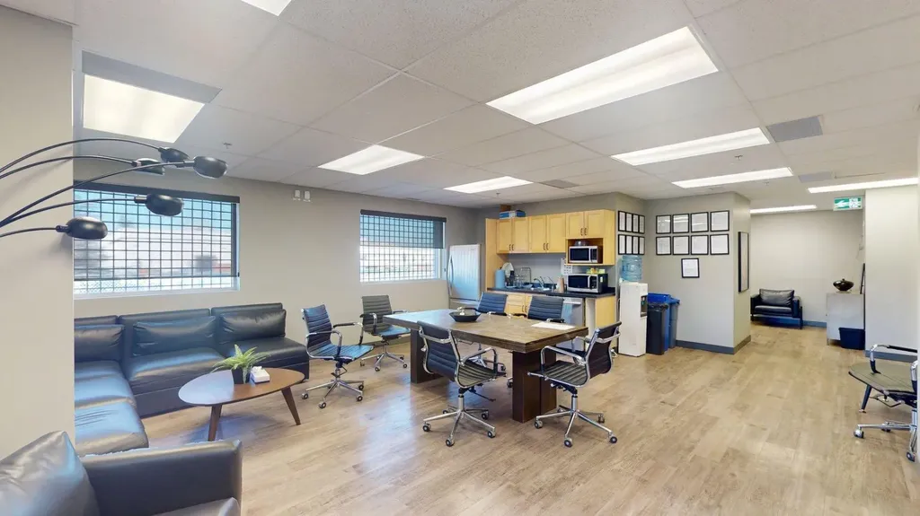 5430 30 Street SE Calgary AB T2C 1G2