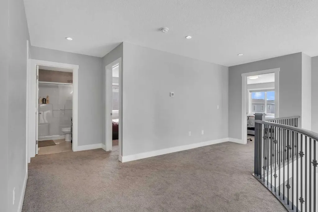 109 Chelsea Grove Chestermere AB T1X 1Z5