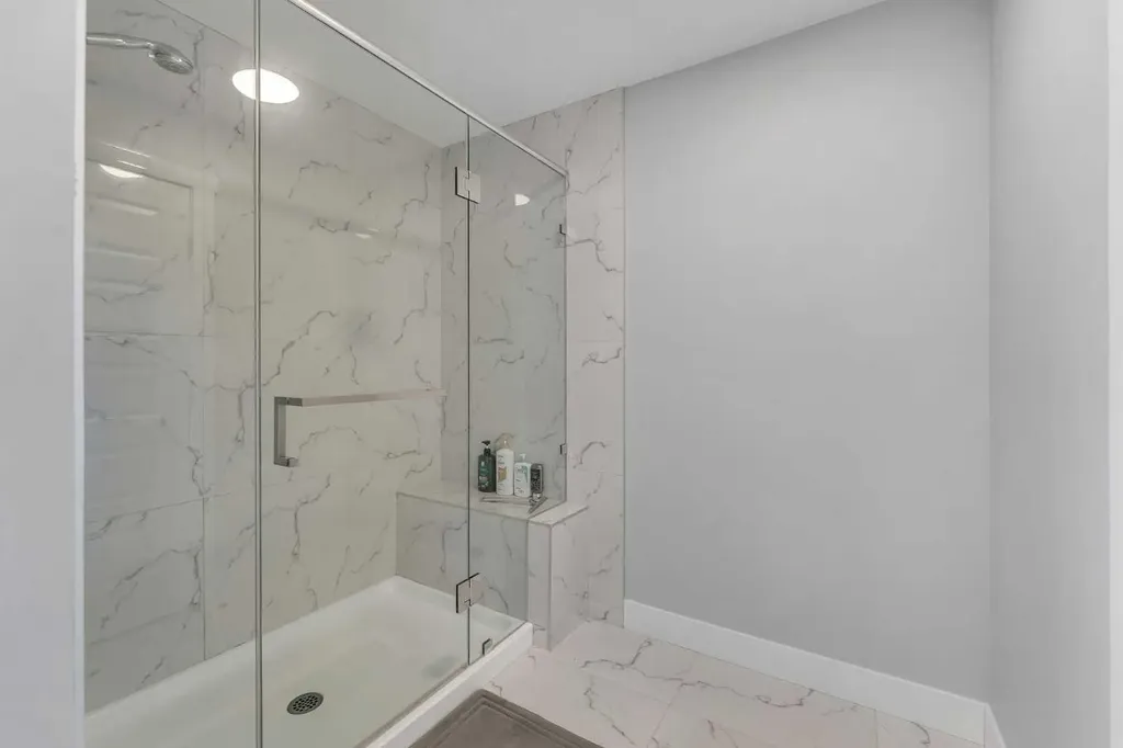 109 Chelsea Grove Chestermere AB T1X 1Z5