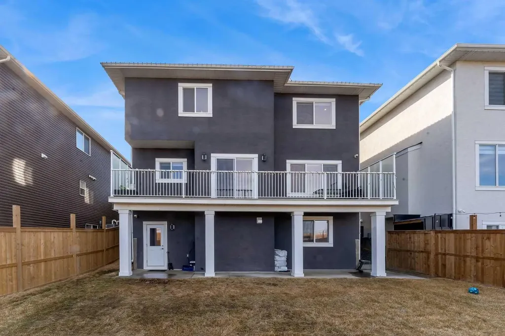 109 Chelsea Grove Chestermere AB T1X 1Z5