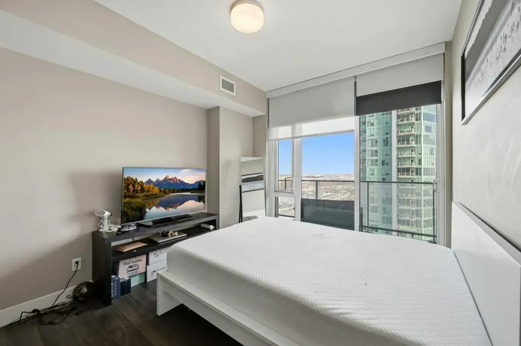1122 3 Street SE Calgary AB T2G 1H7