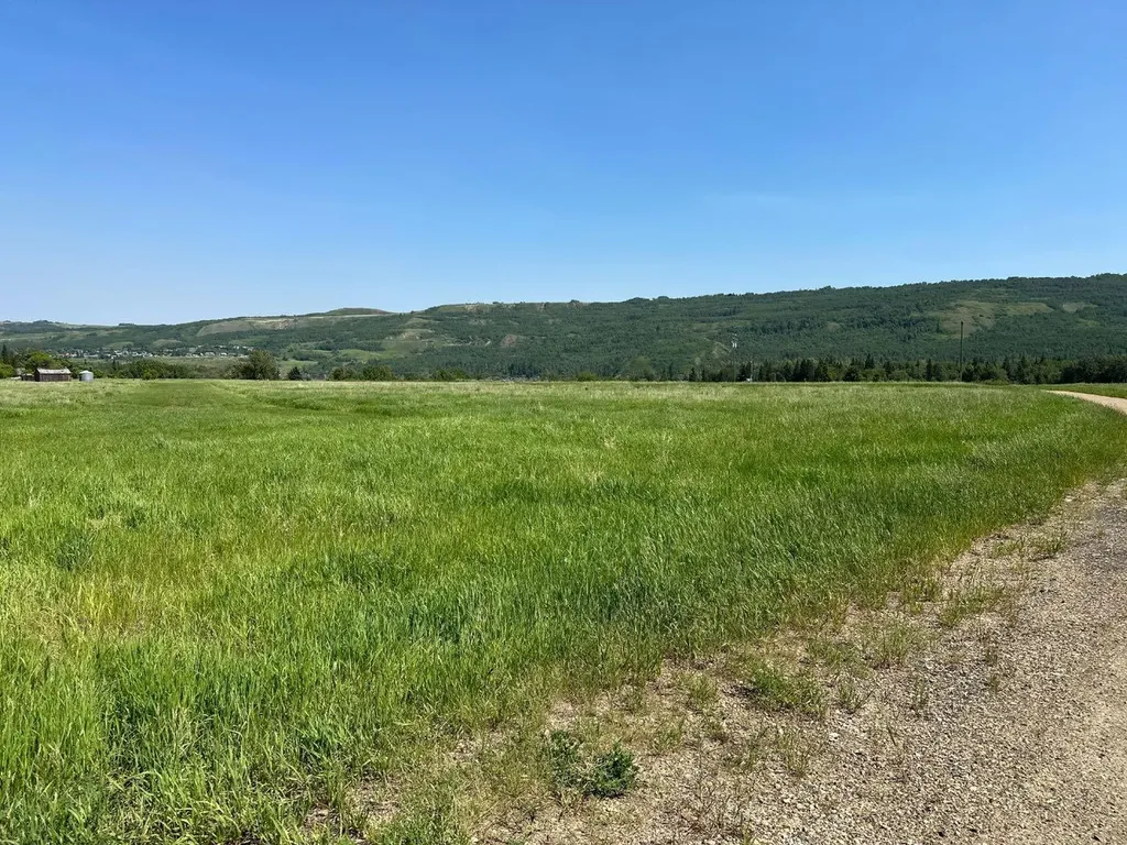 Rl 40 South Of Highway 684 Highway Peace River AB T8S 1X4