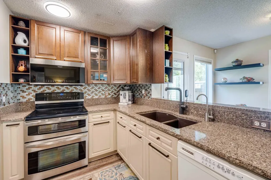 103 Riverview Circle SE Calgary AB T2C 4K1