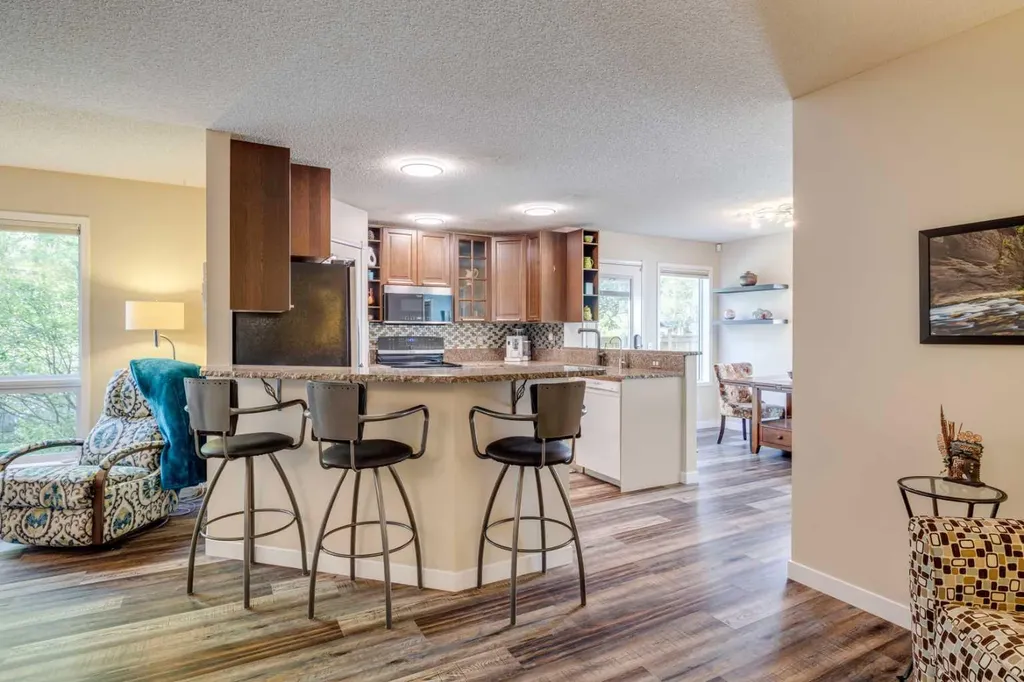 103 Riverview Circle SE Calgary AB T2C 4K1