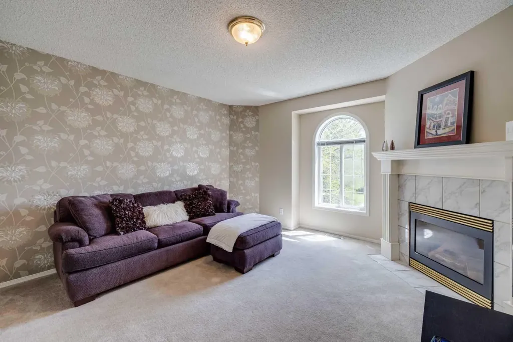 103 Riverview Circle SE Calgary AB T2C 4K1